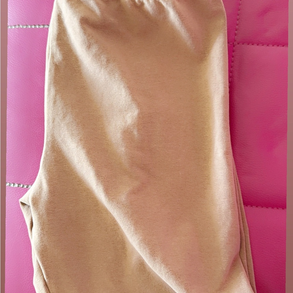 Tan SKIMS leggings
